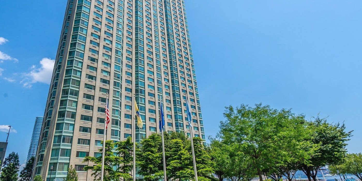 East Hampton in Jersey City